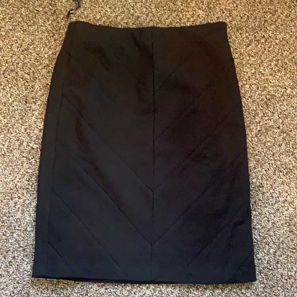 NWT WHBM Instantly Slimming Blk Pencil Skirt in 0